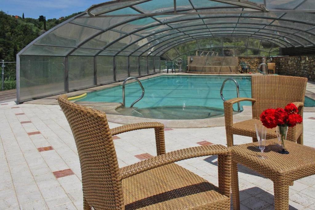 Villa La Pianella มาสซาโรซา ภายนอก รูปภาพ