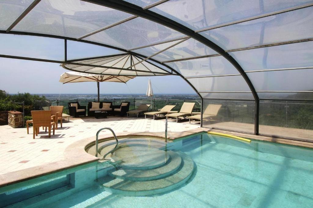 Villa La Pianella มาสซาโรซา ภายนอก รูปภาพ
