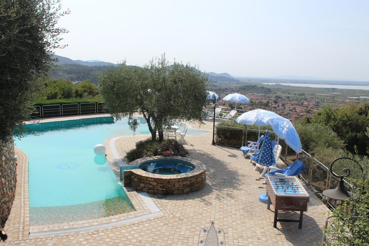Villa La Pianella มาสซาโรซา ภายนอก รูปภาพ